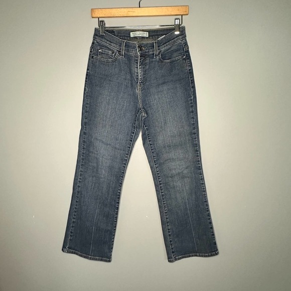 Levi's 512 Bootcut Perfectly Slimming Jeans Size 8P Medium - Picture 2 of 7